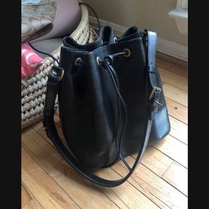 Epi leather Louis Vuitton noe shoulder bag